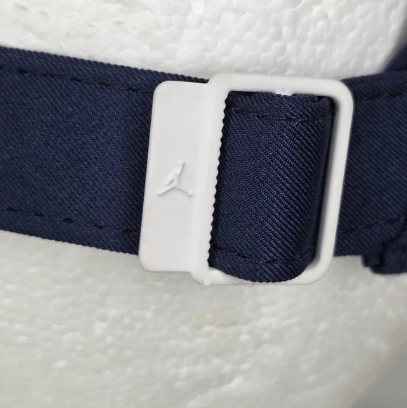 Jordan x Paris Saint-Germain Heritage 86 Navy Strapback Hat Cap - Picture 7 of 8